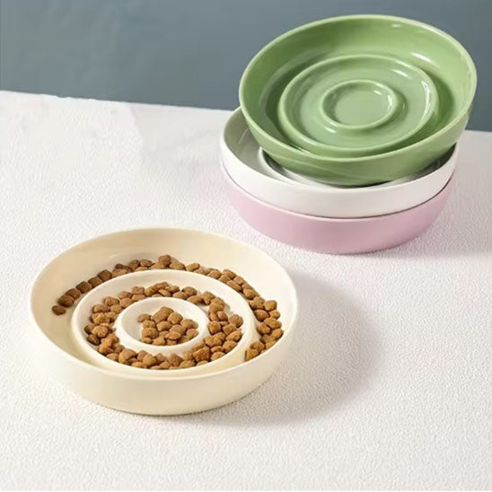 Gamelle anti glouton MiaouZen Beige et variantes rose blanche et verte empilées