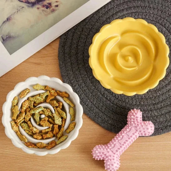 gamelle chat anti glouton Bowl&Roses Blanche et jaune vu de dessus .